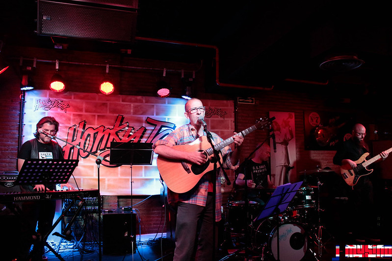 honky tonk, live music bar in madrid